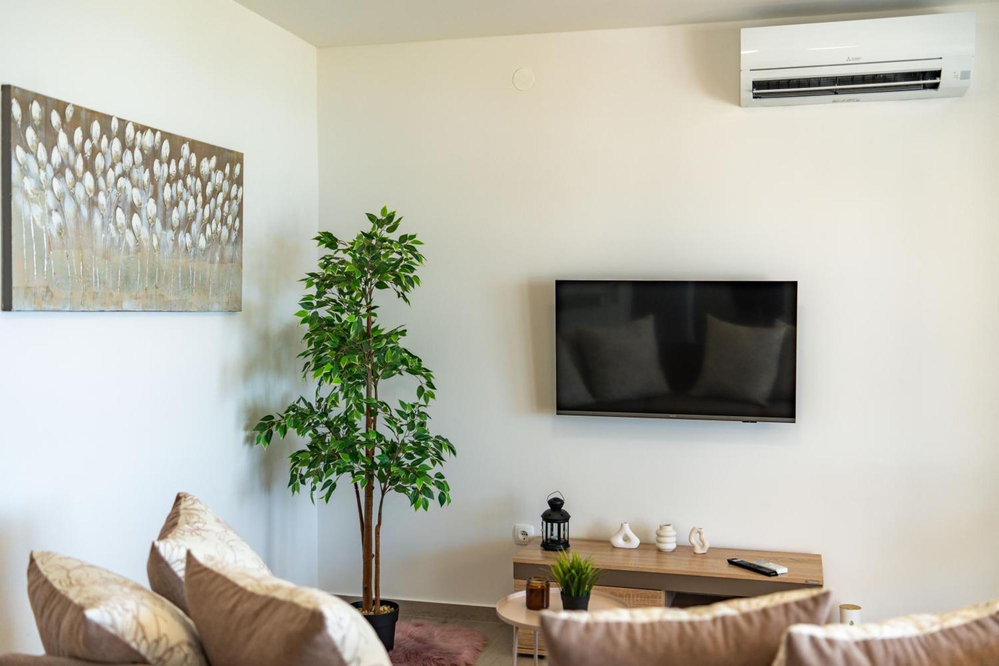 Apartman Petra S Pogledom Na More Банёл Экстерьер фото